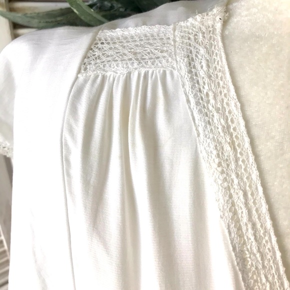 SUMMER BABYDOLL TOP WITH CROCHET TRIM - Picture 6 of 7